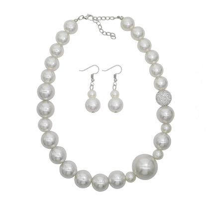 Chunky Pearl Necklace for Women Large Pearl Statement Necklace Trending Choker Pearl Costume Necklace Boho Pearl Jewelry Set (White big pearls)