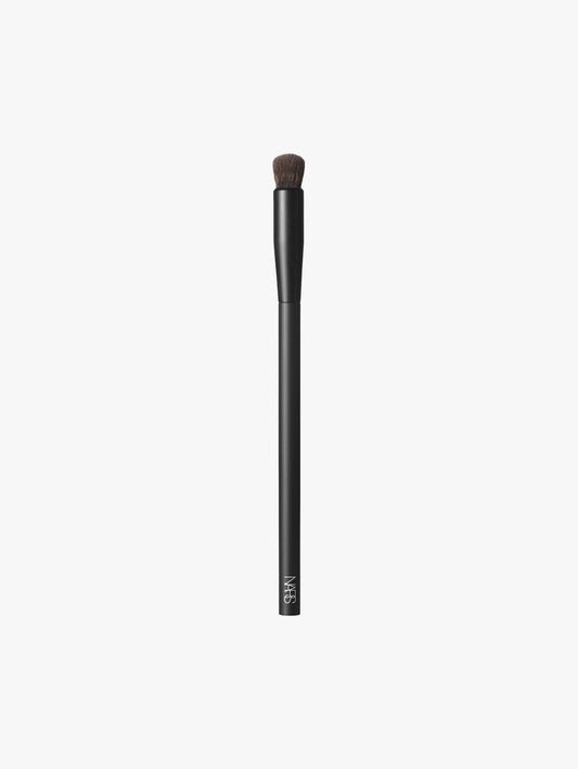 #11 Soft Matte Complete Concealer Brush