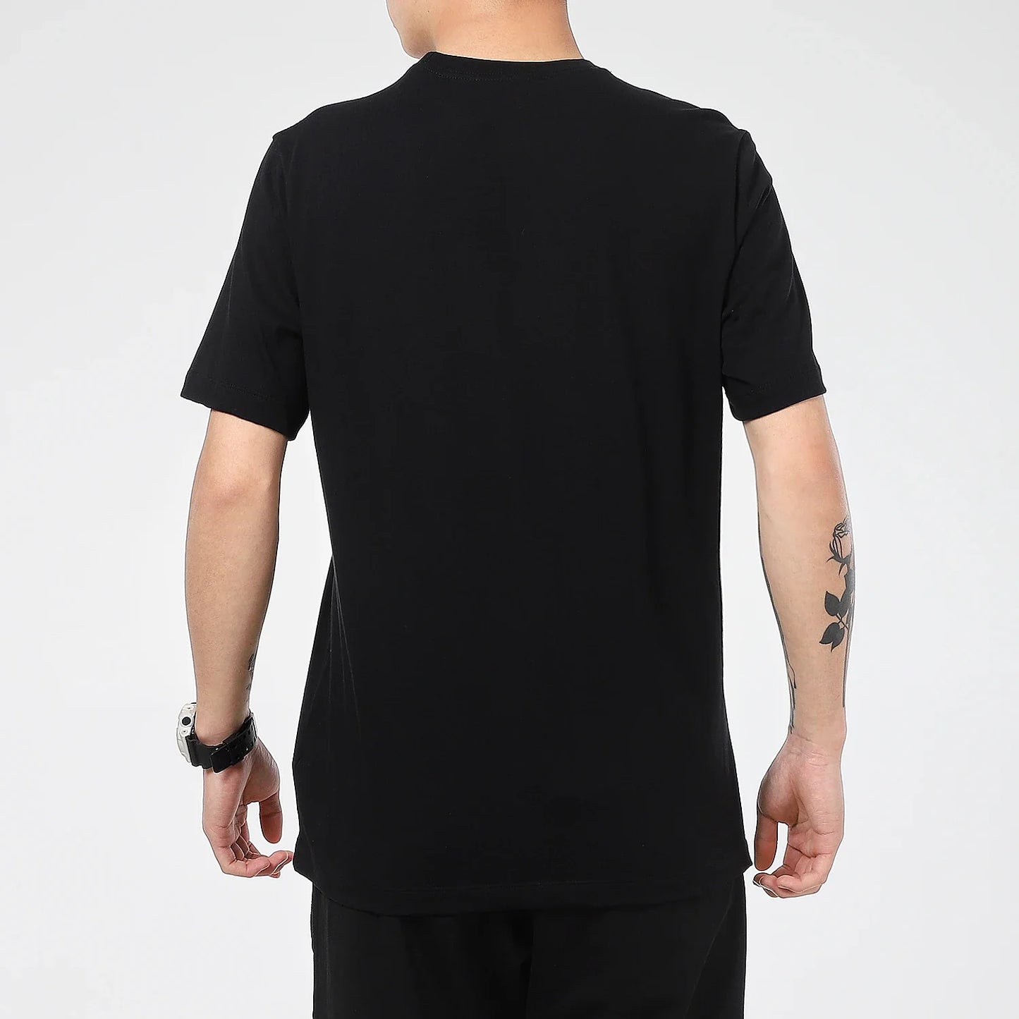 Nike Men’s Breathable Cotton T-Shirt