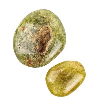 Green Garnet Pocket Stone