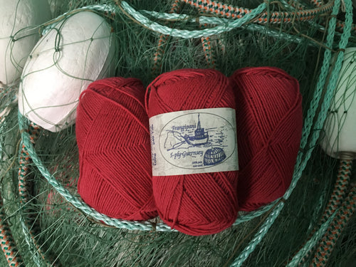 Frangipani 5-ply Guernsey Yarn CRUSHED RASPBERRY